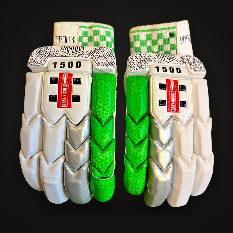 Gray-Nicolls Vapour 1500 Batting Gloves – Green Edition (Athic Exclusive)