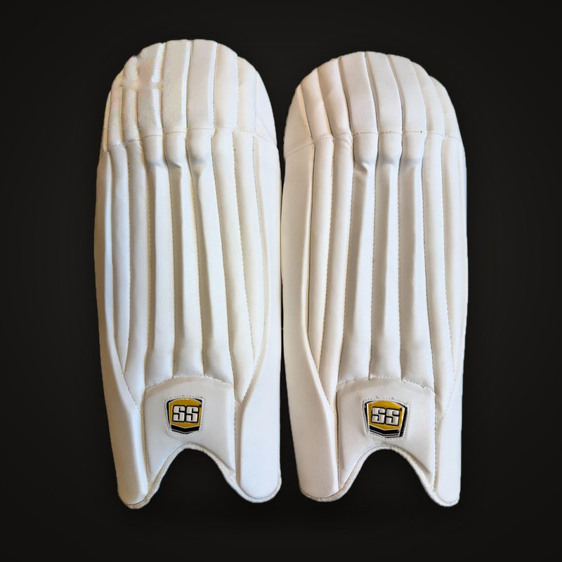 SS Wicket Keeping Pads – Lightweight Comfort & Protection